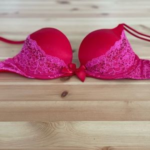 Victoria’s Secret Red w/ Hot Pink Lace & Rhinestones Very Sexy Push-Up Bra 32B